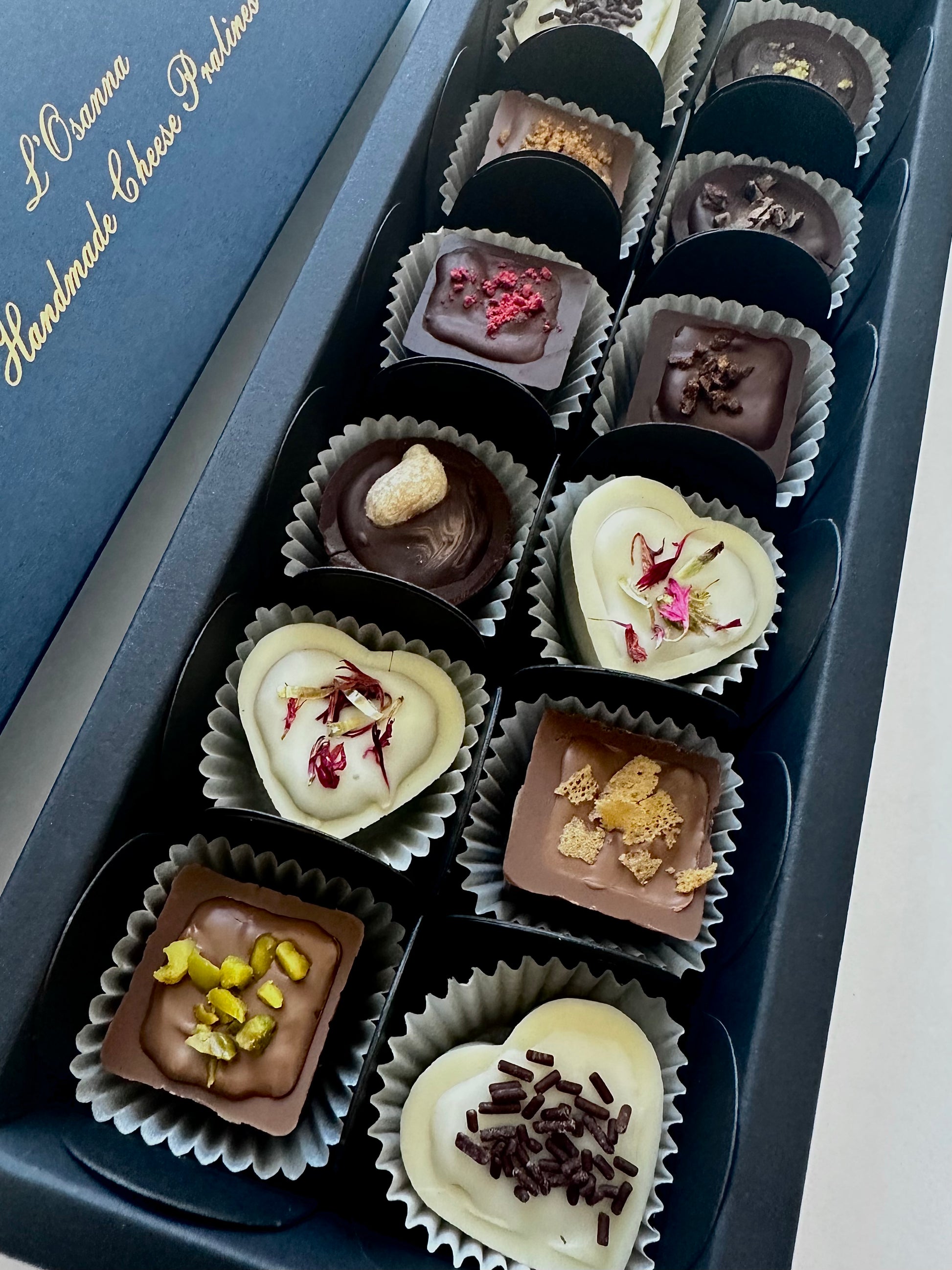 Chocolate pralines handmade Switzerland
