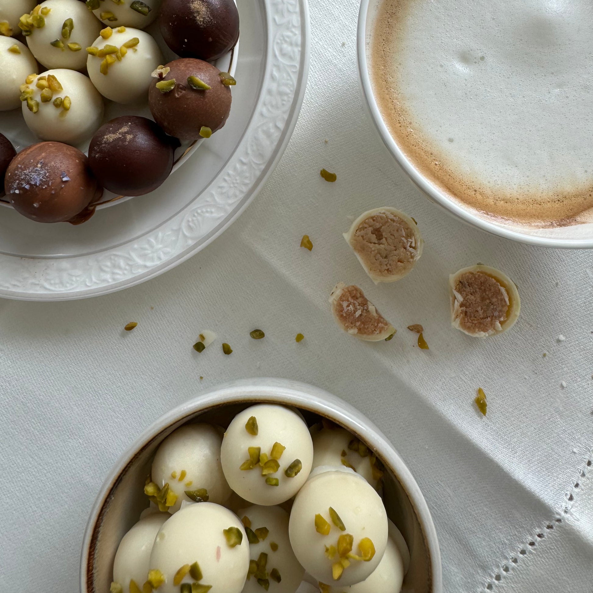 L'OSANNA PRALINES Swiss handmade chocolate and cheese pralines 