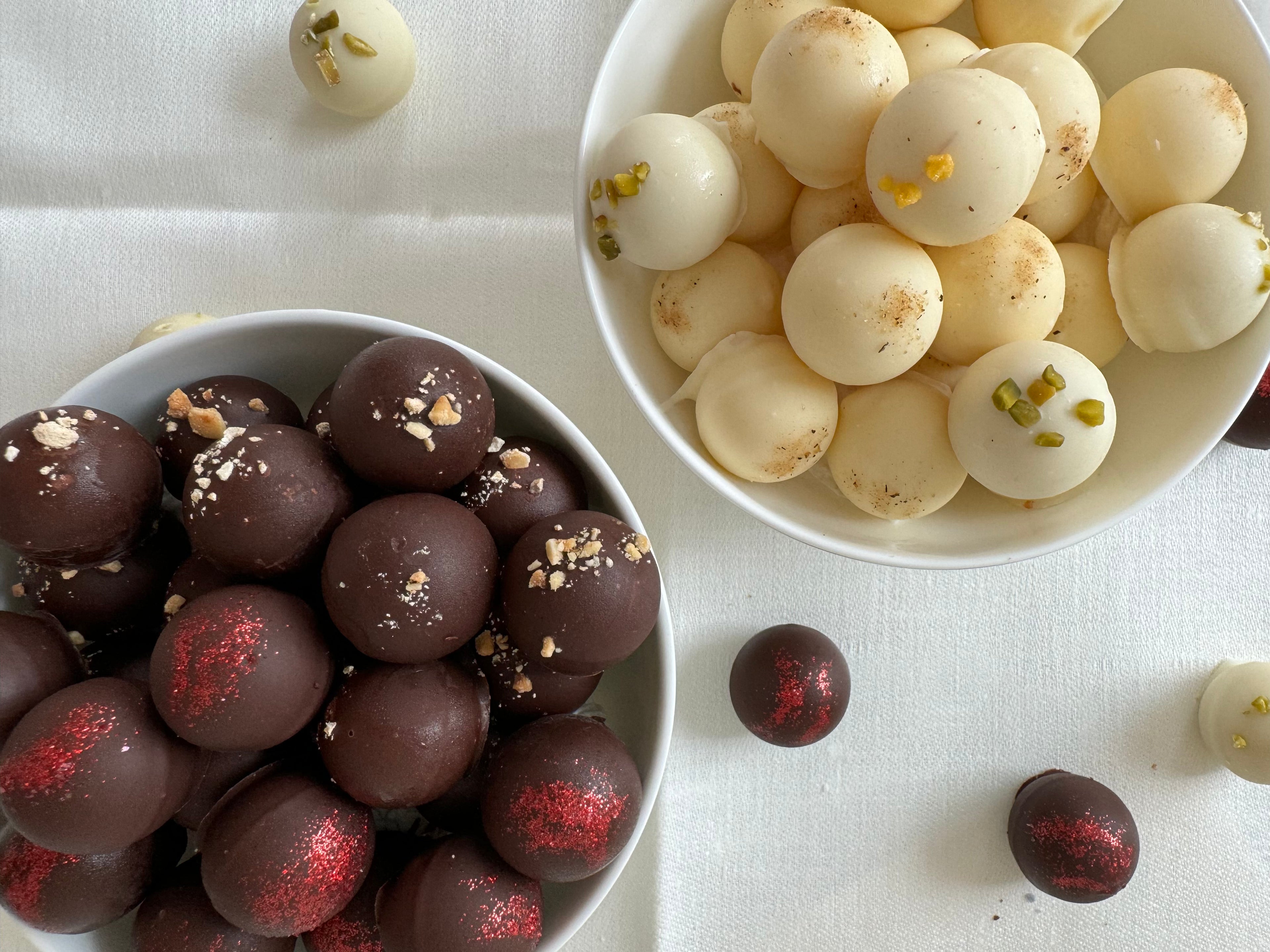 L'OSANNA PRALINES Swiss handmade chocolate and cheese pralines 